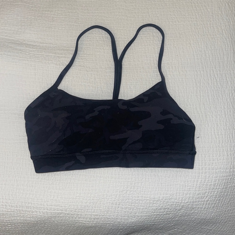 Lululemon Power Y Bra Black camo size 6